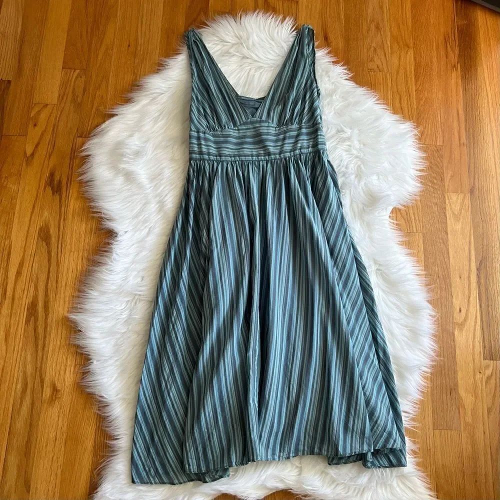 Womenโs BananaโRepublicโGreenโStripedโSundressโSzโ0